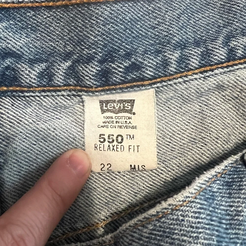 Vintage Levi's 550 Relaxed Fit Denim Blue Jean Shorts Made In USA Jorts 22 MIS